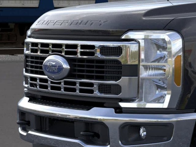 2026 Ford Super Duty F-350 DRW 4WD Reg Cab 8 Box