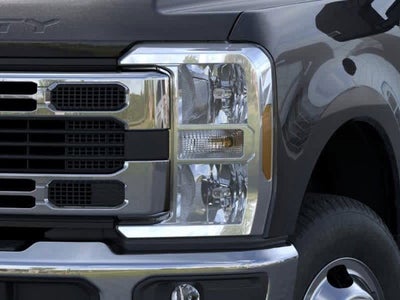 2026 Ford Super Duty F-350 DRW 4WD Reg Cab 8 Box