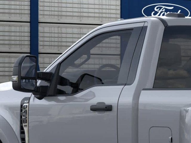 2026 Ford Super Duty F-450 DRW 4WD Reg Cab 8 Box