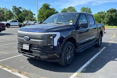 2023 Ford F-150 Lightning XLT 4WD SuperCrew 5.5 Box
