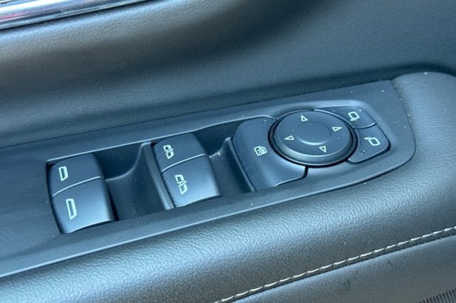 2024 Chevrolet Suburban LS