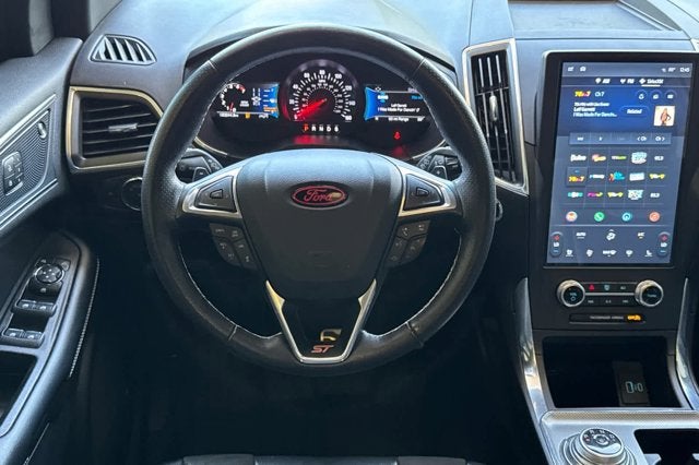 2021 Ford Edge ST
