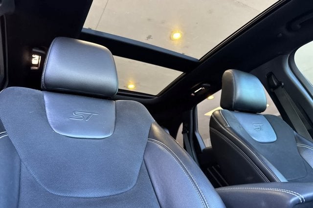 2021 Ford Edge ST