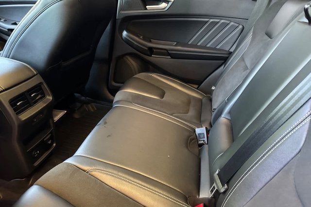 2021 Ford Edge ST