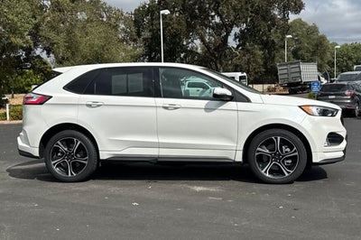 2023 Ford Edge ST