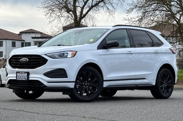 2023 Ford Edge SE