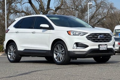 2022 Ford Edge Titanium