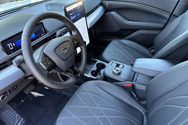 2023 Ford Mustang Mach-E Select