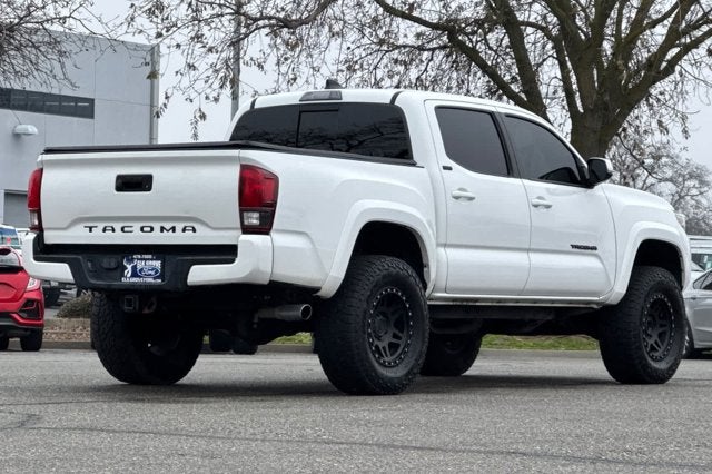 2022 Toyota Tacoma 4WD SR5