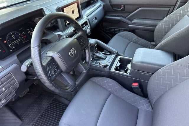 2025 Toyota Tacoma 4WD SR5