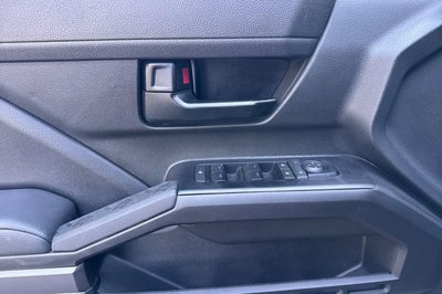 2025 Toyota Tacoma 4WD SR5