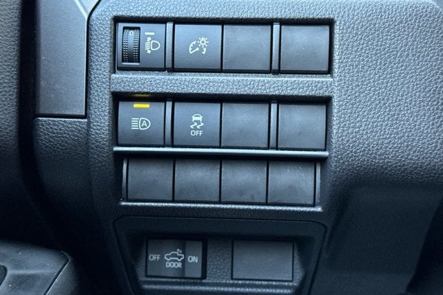 2025 Toyota Tacoma 4WD SR5
