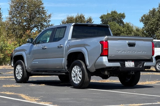 2025 Toyota Tacoma 4WD SR5