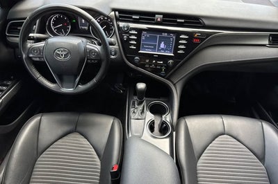 2020 Toyota Camry SE