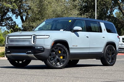 2024 Rivian R1S Adventure