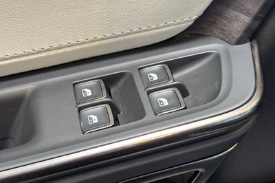 2024 Rivian R1S Adventure