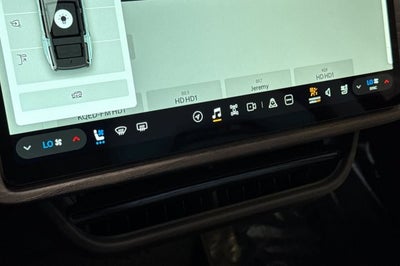 2024 Rivian R1S Adventure