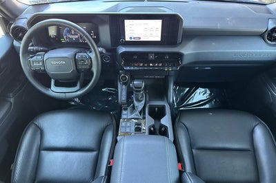 2025 Toyota Land Cruiser 4WD (Natl)
