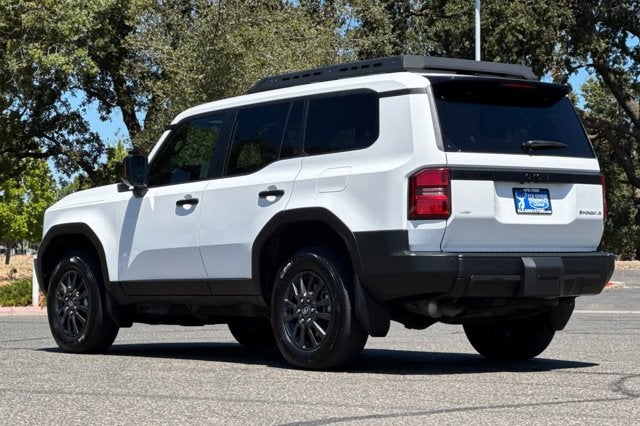 2025 Toyota Land Cruiser 4WD (Natl)