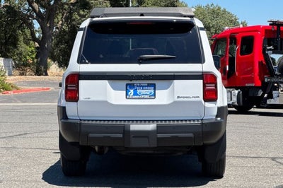 2025 Toyota Land Cruiser 4WD (Natl)
