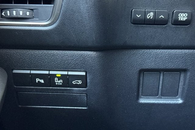 2016 Lexus NX 200t FWD 4dr