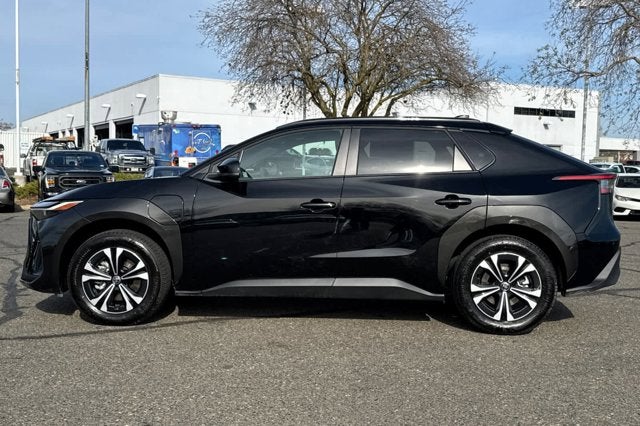 2025 Toyota bZ4X XLE