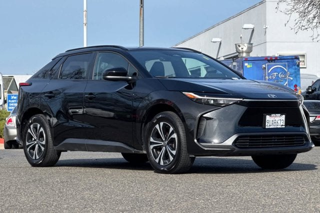 2025 Toyota bZ4X XLE