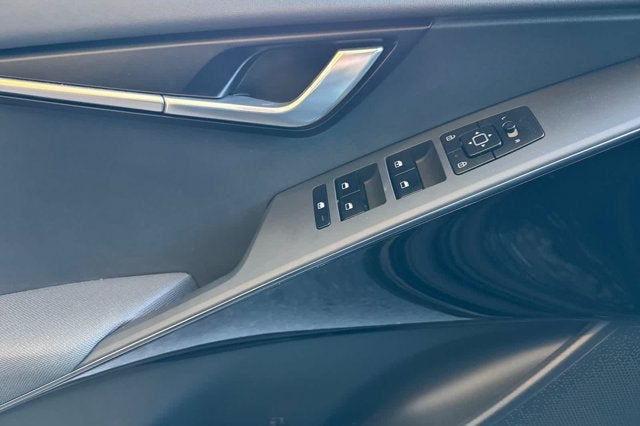 2024 Kia Niro EV Wind