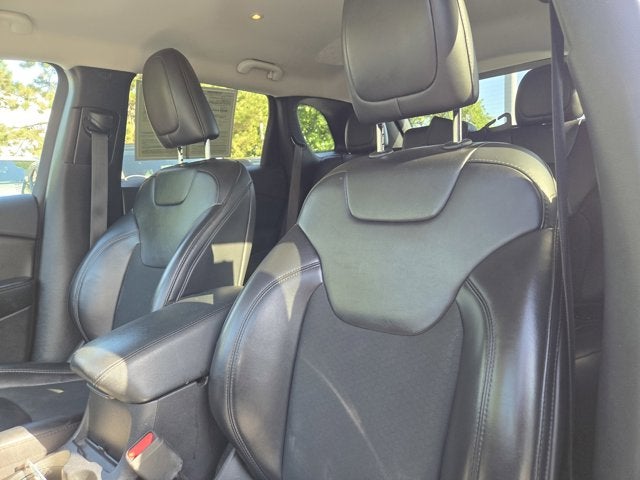 2020 Jeep Cherokee Altitude