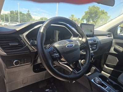 2022 Ford Escape SE