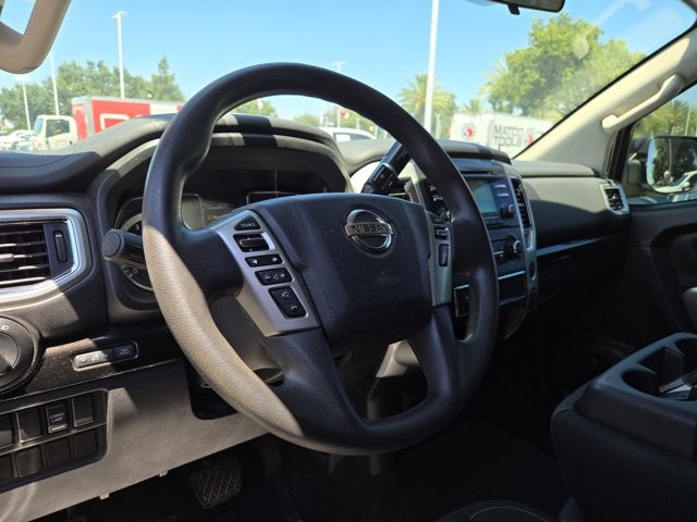 2018 Nissan Titan SV