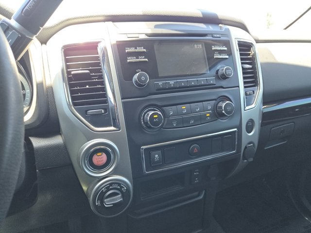 2018 Nissan Titan SV