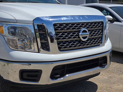 2018 Nissan Titan SV