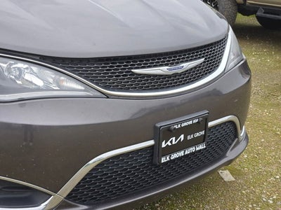 2020 Chrysler Pacifica Touring L