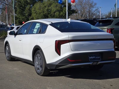 2025 Kia K4 LX