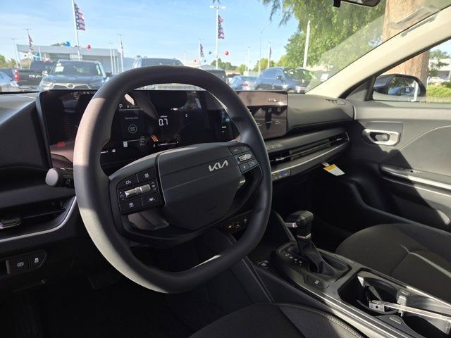 2026 Kia K4 LX