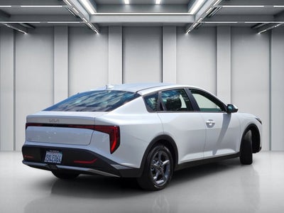 2025 Kia K4 LXS