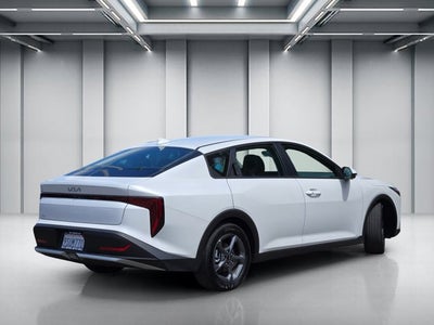2025 Kia K4 LXS