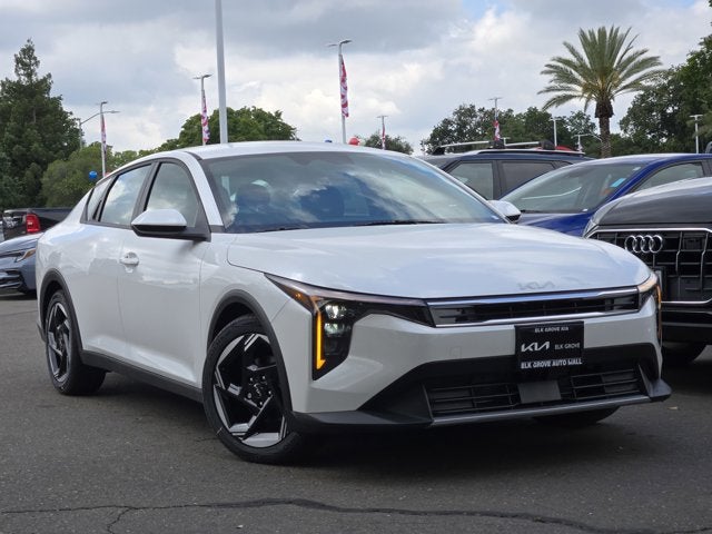 2026 Kia K4 EX