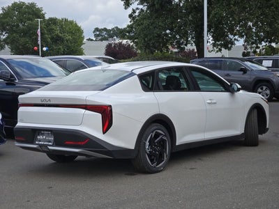 2026 Kia K4 EX