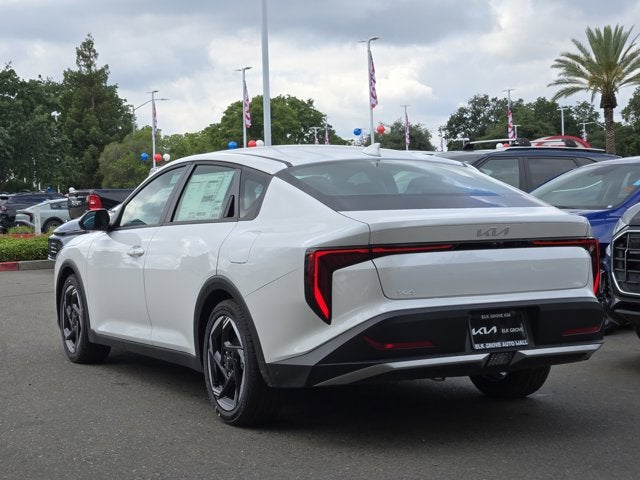 2026 Kia K4 EX