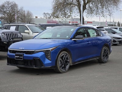 2025 Kia K4 GT-Line