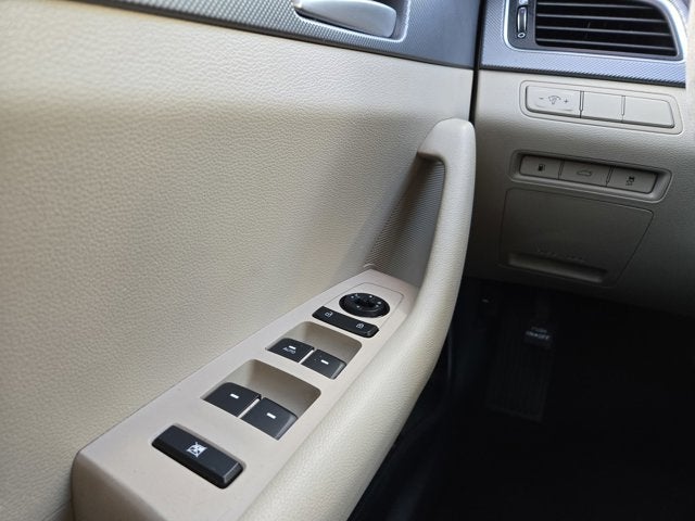 2015 Hyundai Sonata 2.4L SE