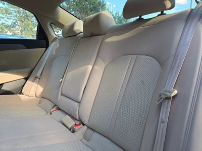 2015 Hyundai Sonata 2.4L SE
