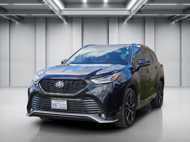 2022 Toyota Highlander XSE