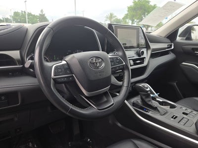 2024 Toyota Highlander XLE