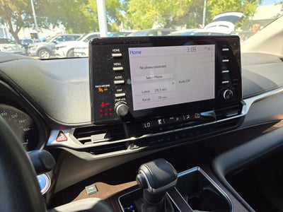2022 Toyota Sienna XLE