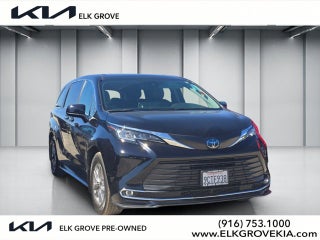 2022 Toyota Sienna XLE