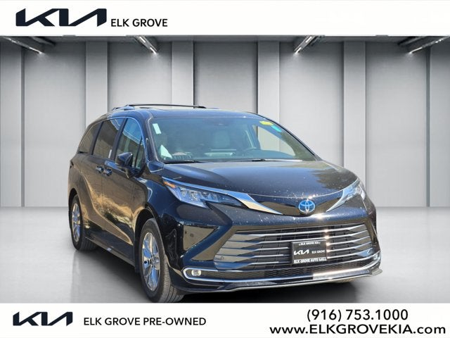 2025 Toyota Sienna Limited