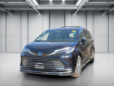 2025 Toyota Sienna Limited